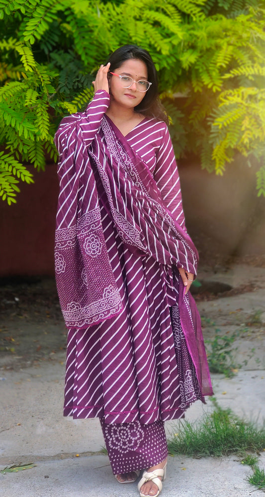 Rangrez Lehariya Anarkali Set Aardhvi