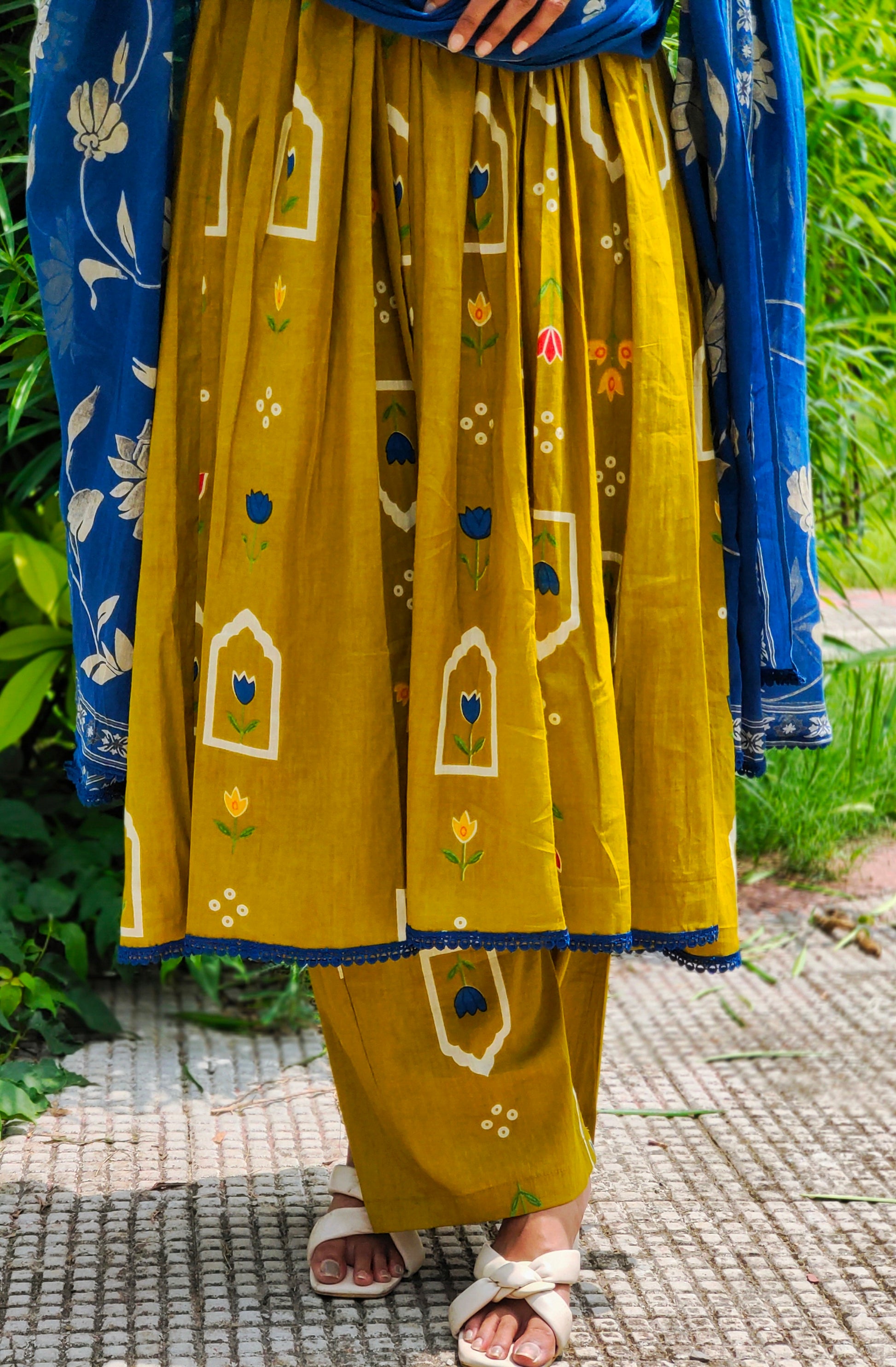 Mustard Yellow Kurta Set Aardhvi